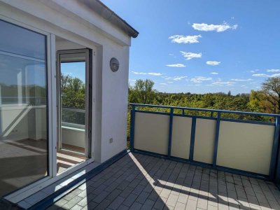 3-Zimmer-DG-Wohnung Terrasse mit Seeblick & Parkzugang am Weißensee