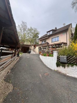 NEUER PREIS: Wohnhaus mit 3 vermieteten Einheiten in schöner Lage