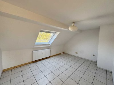 Lichtdurchflutete 2 Zimmerwohnung mit kostenloser Einbauküche