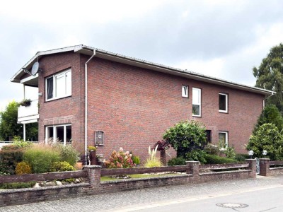 Großzügiges Ein- bis Zweifamilienhaus mit vielen Möglichkeiten