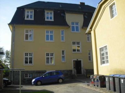 *** helle 2-Raum Dachgeschosswohnung im Herzen von Erdmannsdorf***