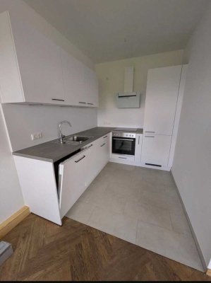 Geschmackvolle 2,5-Raum-EG-Wohnung mit EBK in Zusmarshausen