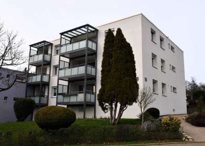 Großzügige 4-Zimmer-Dachgeschosswohnung mit überdachtem Balkonlkon in Kirchheim/Teck (Ötlingen)