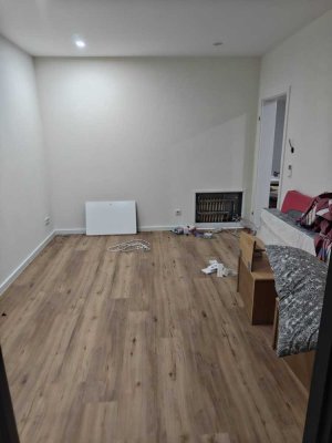 Helle 3,5-Zimmer-Wohnung mit Balkon in Hambrücken