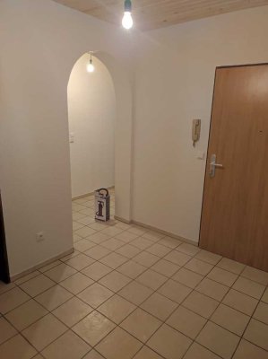 Schöne 4-Zimmer-Wohnung mit Balkon in Schwarzenbach an der Saale