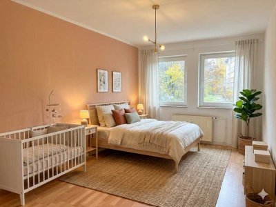 Helle 2-Zimmer-Wohnung mit Balkon in ruhiger Lage des Komponistenviertels