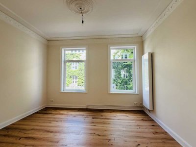 Ottensen - Neu sanierte 3-Zimmer Altbauwohnung mit Süd-Balkon