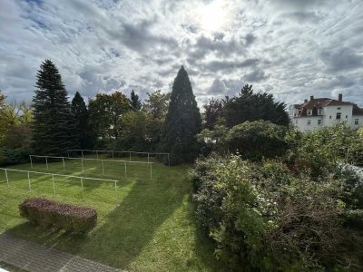 Ruhige 2-Raum-Wohnung im 1.OG mit Naturblick