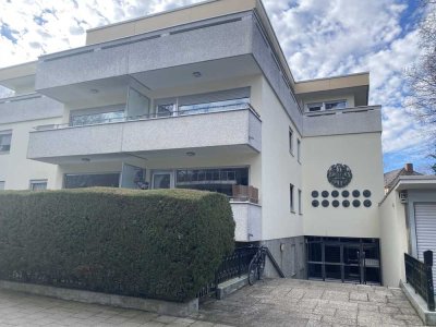 Lichtdurchflutete 2-Zimmer Wohnung mit Einbauküche im ruhigen München-Solln