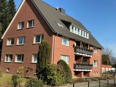 Provisionsfrei* Von/an privat: Komf. ausgestattete 2 Zimmer ETW im gepflegten 6-Familien Haus, Garag