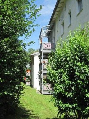 Singles und Paare aufgepasst! 2-Zimmer-Wohnung mit Balkon - Blick ins Grüne