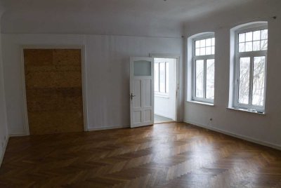 Gepflegte 5,5-Zimmer Wohnung im 1. OG mit Balkon in Flensburg-Westliche Höhe