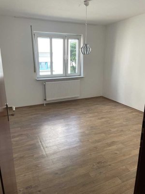 Schön aufgeteilte 2 Zimmer Wohnung mit Balkon in Brackwede