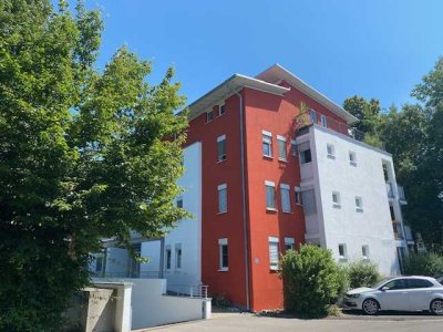 Großzügige Wohnung in schöner Gegend