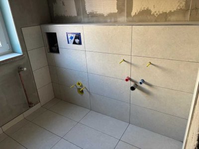 Energetisch saniert 2,5-Zimmer ***neues Bad*** Stellplatz