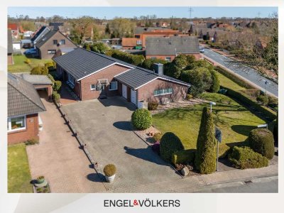 Viel Platz & flexible Möglichkeiten: Großzügiger Bungalow mit separatem Wohn-/Praxisbereich