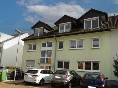 *Souterrain 2 Zimmerwohnung in bliebter Lage von Oftersheim mit Terrasse*