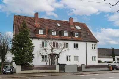 WG geeignete 4 Zimmer-Wohnung mit Balkon und EBK in zentrumsnaher Lage in Ulm