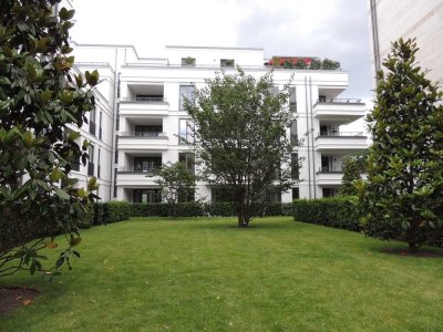 Hochwertige, geräumige 4-Zimmer-Wohnung am Belsenpark in D-Oberkassel