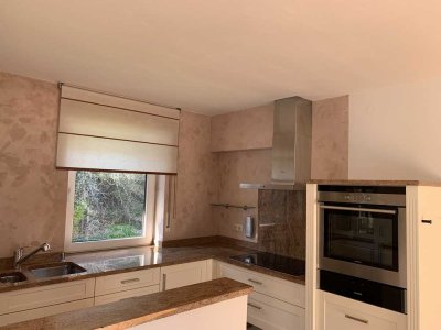 gepflegte 4-Zimmer-Wohnung mit Balkon und Einbauküche in Eching