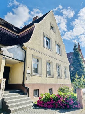 Villenartiges Mehrfamilienhaus mit drei Wohneinheiten in begehrter Lage von Hagenow