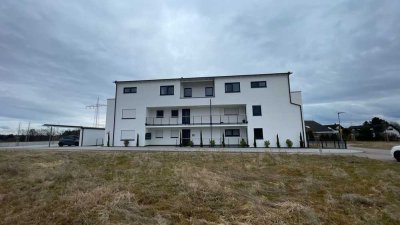 *Provisionsfrei* Neubaujuwel - 4,5 Zimmerwohnung Ortsrandlage mit Balkon