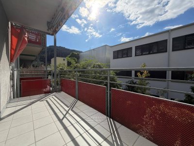 ANLEGER AUFGEPASST! Sonnige 2-Zimmer-Wohnung mit großzügigem Balkon