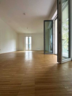 3-Zimmerwohnung mit Einbauküche * 2 Bäder * 2 Balkone in Alt-Treptow