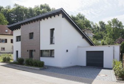 Schönes, geräumiges Haus mit vier Zimmern in Sinsheim-Eschelbach