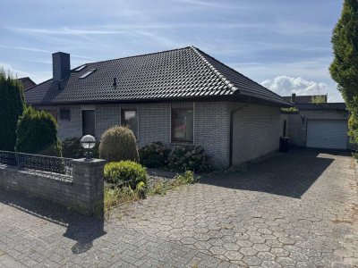 Winkelbungalow mit Außenpool