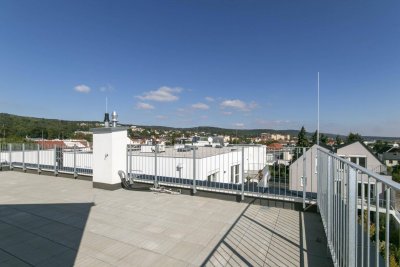 Moderne mehrgeschoßige Wohnung mit großer Dachterrasse