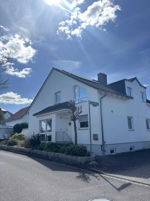 Gepflegte DHH in Stadtfeld-West - PV, bezugsfertig, provisionsfrei