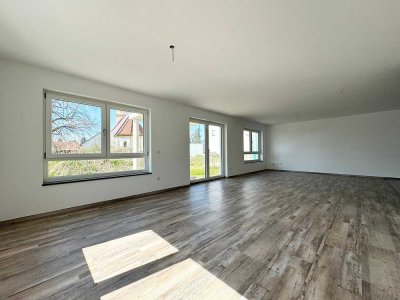 Erstbezug - 3-Zimmer-Erdgeschosswohnung mit Terrasse und Garten