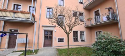 Beste Wohnlage, mit Terrasse, und Stellplatz