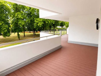 Lichtdurchflutete 3-Zimmer-Wohnung - ca. 50 m² Sonnenterrasse im 1.OG - Pkw-Stellplatz - Bezugsfrei