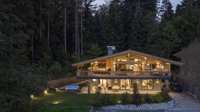 Luxuschalet in idyllischer Waldrandlage