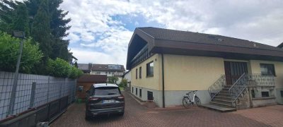 +++  gr. 3,5 Zimmer Mietwohnung + ca. 97 qm Wfl. + Balkon + DG + 3-FH + ruhige Lage +++