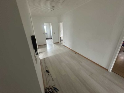 Tolle Renovierte Eigentumswohnung in absoluter Ruhe!