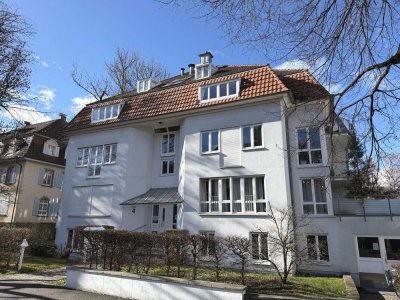 WOHNEN IM HOLBEINVIERTEL | Exklusive 2-Zimmer Maisonette-Whg. im DG mit TG-Stpl.