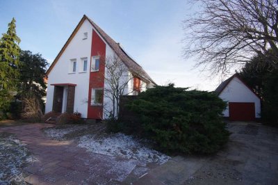 Schönes, geräumiges Haus mit sechs Zimmern in Wolfenbüttel mit großem Garten