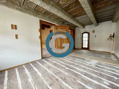 3 WOHNEBENEN INKLUSIVE DACHGESCHOSSFLÄCHE - IM HERZEN DER ALTSTADT - ZUM WOHNEN & ARBEITEN?