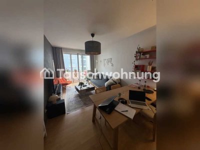 Tauschwohnung: Schöne 2-ZKB Wohnung in bester Lage mit Balkon