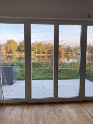 Wohnen am Wasser – moderne 2-Zimmer-Wohnung mit Garten und Havelblick
