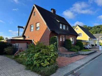 Dreifach Eigentum, vielfache Chancen – gepflegtes Mehrfamilienhaus in der Heerdesiedlung