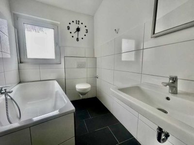 "Moderne Eleganz: Frisch renovierte Wohnung im Herzen von Wattenscheid"