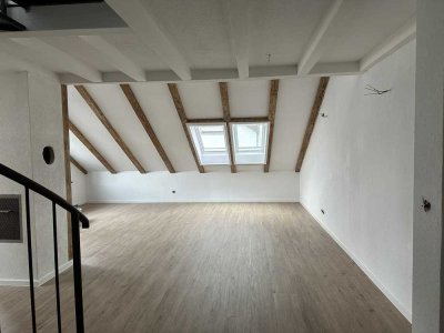 Neu renovierte 4,5-Raum-Wohnung im Zentrum