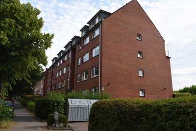 Wandsbek: 2,5-Zimmer-Appartement mit Balkon