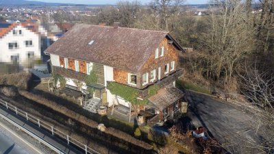 Großzügiges Wohnhaus mit 3 Wohneinheiten