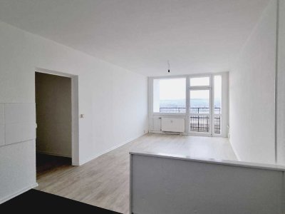 *Große 2 Zimmer mit offener Wohnküche*