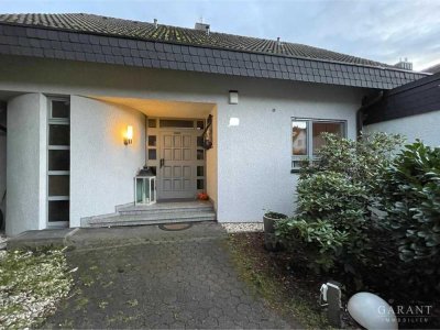 Mehrfamilienhaus in Bamberg-Berggebiet, EG, Souterrain, plus zwei Ferienwohnungen, nahe Klinikum!